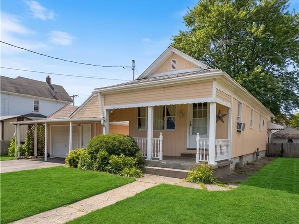 312 77th St, Niagara Falls, NY 14304