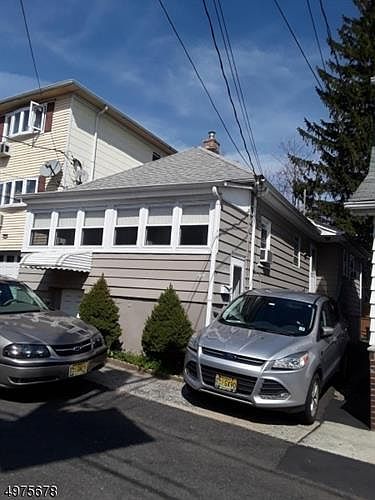 2nd image of 50 Emily Ave