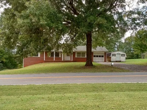 (undisclosed Address), Pilot Mountain, NC 27041