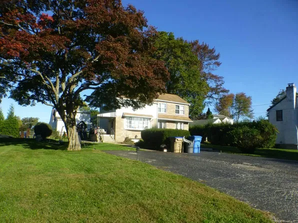 310 3rd Ave, Newtown Square, PA 19073