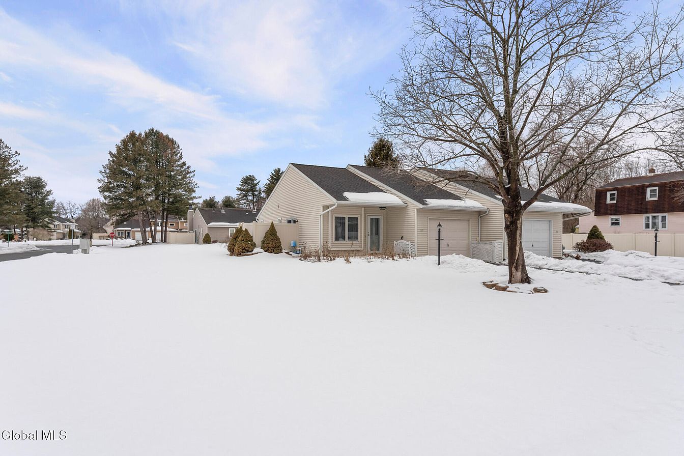 1st image of 119 Fort Hunter Road