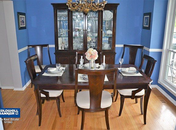 5th image of 2419 Hannibal Cir