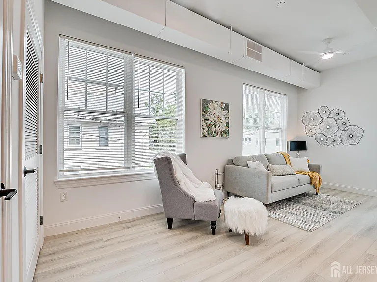 21 Station Pl — Photo 31