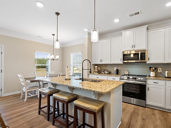 3rd image of 62 Professional Pl