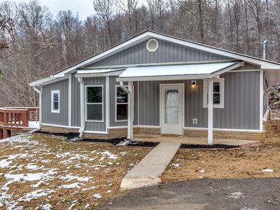 223 Helton Ln, New Tazewell, TN, 37825