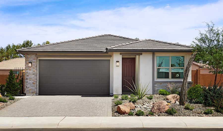 Seasons at Cross Creek Ranch II by Richmond American Homes in Coolidge