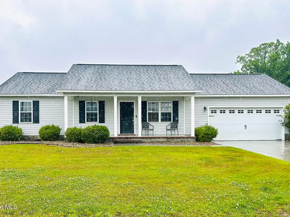 112 Eagle Ridge Drive, Beulaville, NC 28518