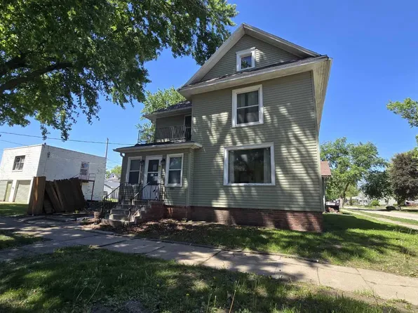811 N 3rd St, Red Oak, IA 51566