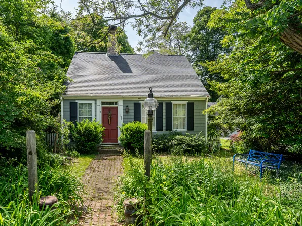 228 Phinneys Lane, Centerville, MA 02632