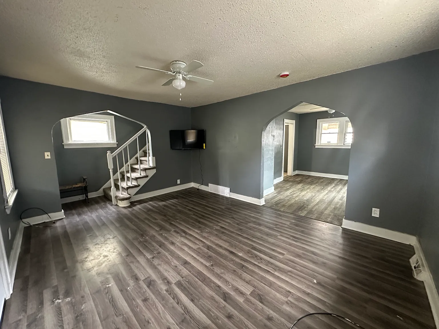 3343 Elm St photo 1