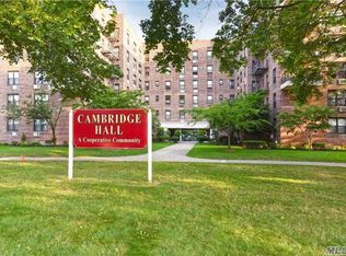 22424 Union Tpke APT 1J, Oakland Gardens, NY 11364