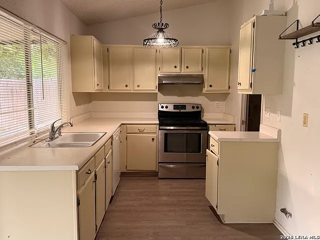 12723 La Quinta — Photo 8