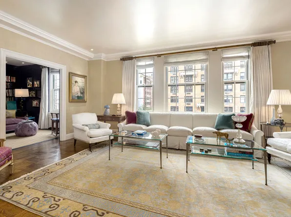 570 Park Avenue image 1 of 19