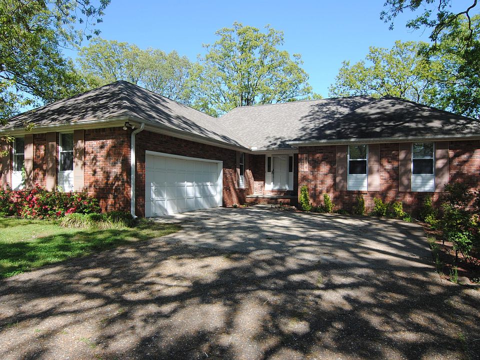 310 Alanbrook Ave.