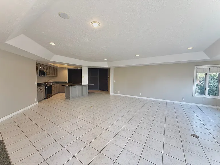 825 N Capitol Blvd — Photo 4