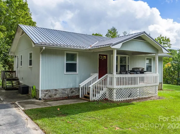 212 Mountain Ivy Dr, Marion, NC 28752