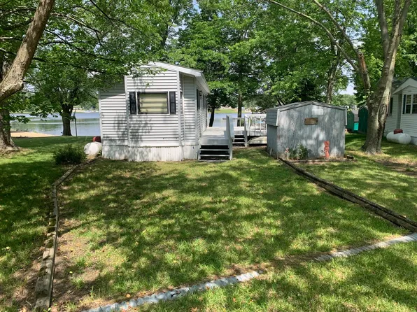 23/164 Woodhaven Dr E, Sublette, IL 61367