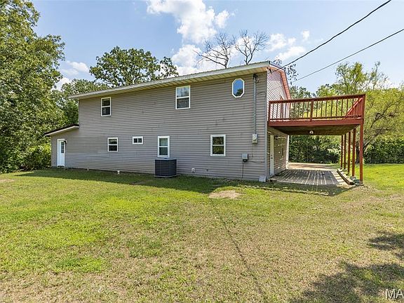 5th image of 1649 Saint Francois Rd