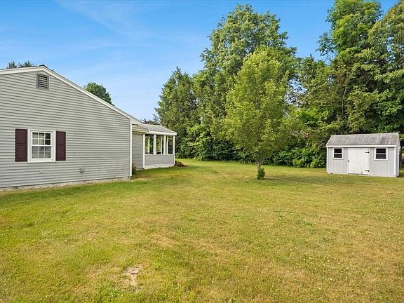 5th image of 158 Duffy Dr