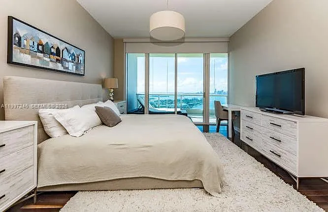 100 S Pointe Dr #3101 — Photo 19
