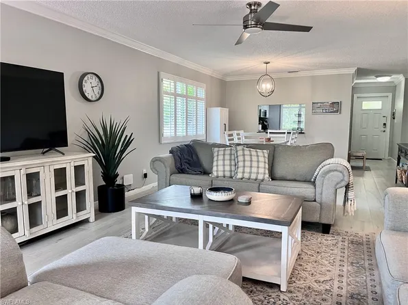 34 Glades BLVD #1, NAPLES, FL 34112