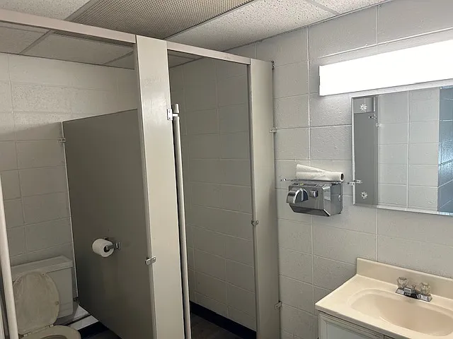 3450 Babcock Blvd — Photo 8