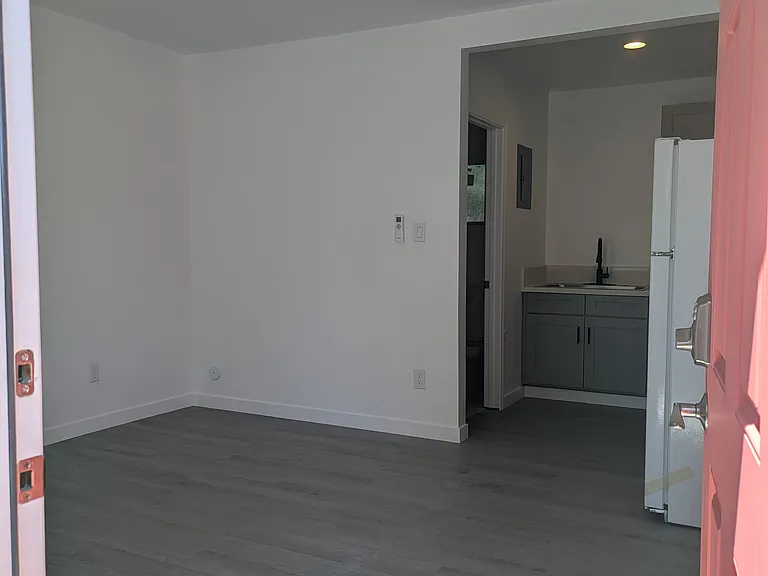 1750 Colorado Blvd #I1 — Photo 3