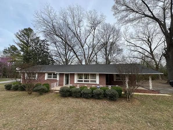 188 Mill St, Friendship, TN 38034