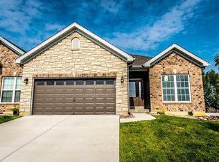 226 Pierce View Cir, Wentzville, MO 63385