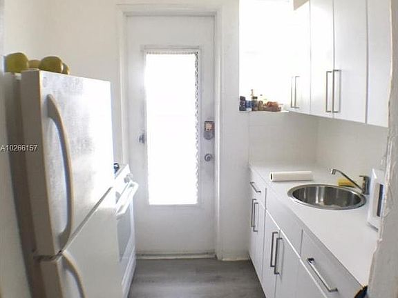 3rd image of 1200 Pennsylvania Ave APT 014