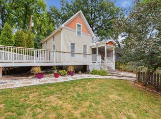 409 Oakland Ave, Council Bluffs, IA 51503