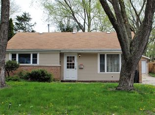 323 Nokomis St, Park Forest, IL