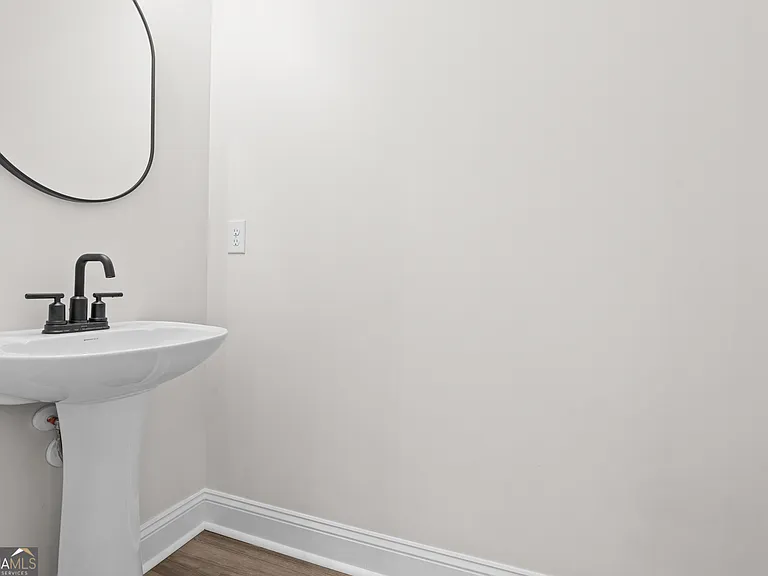37 Azalea Ln — Photo 25