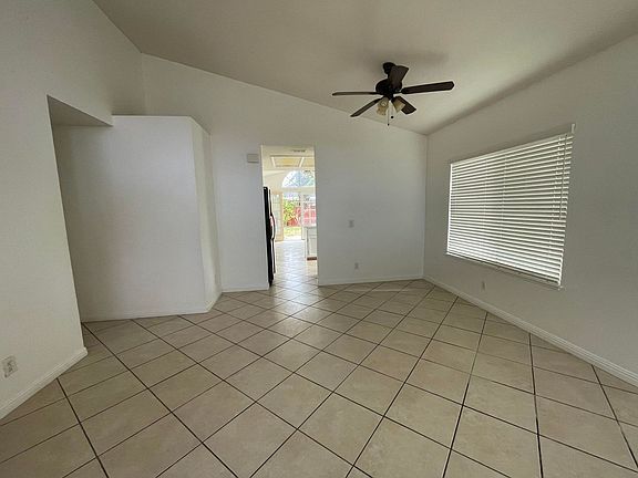 2nd image of 24454 Via Las Junitas
