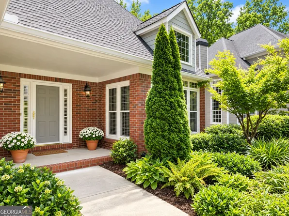 5075 Harbour Ridge Dr, Alpharetta, GA 30005