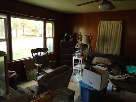 4th image of 529 S 8th St