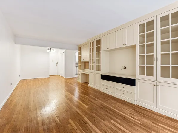 110-15 71st Road image 3 of 25