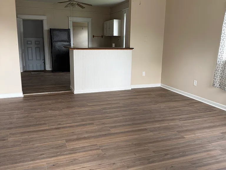535 Bowman Ave — Photo 3