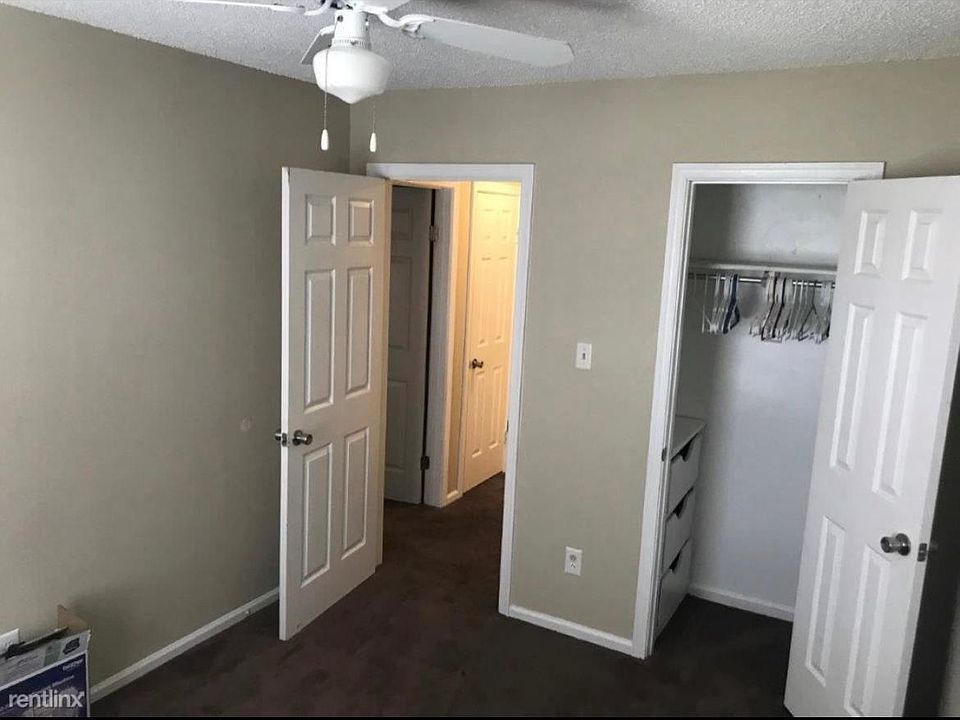 1st image of 4717 Woodglen Ct
