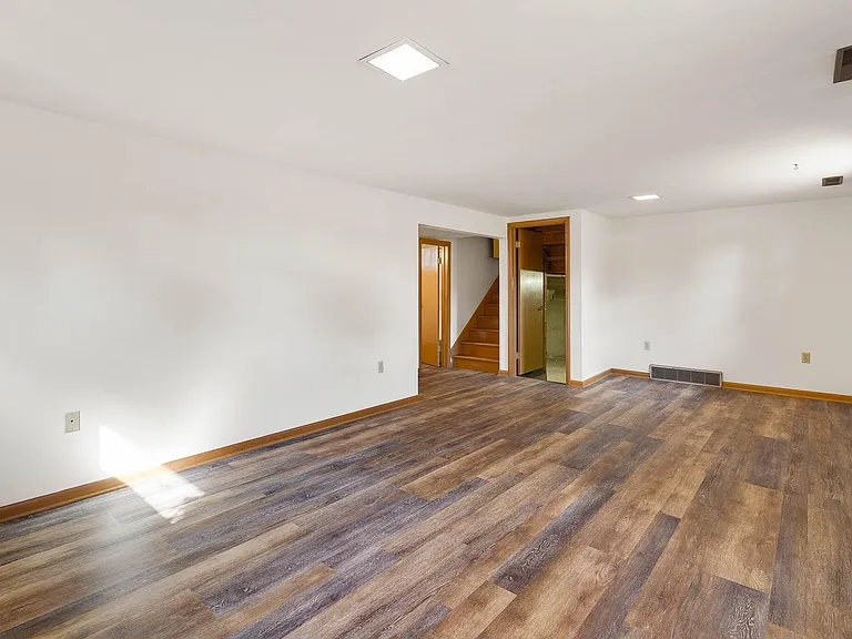 2107 Garden Dr — Photo 23