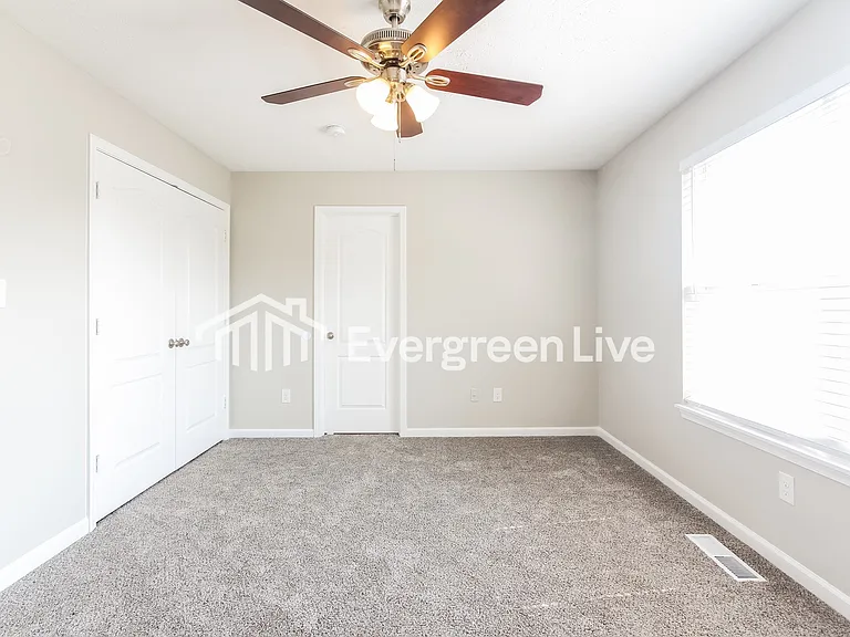 538 Fisher Creek Dr — Photo 7