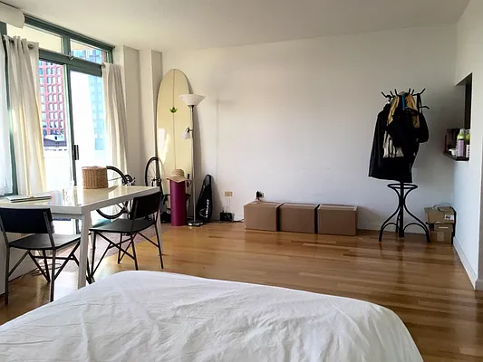 Rented by Tompkins Square Realty | media 38