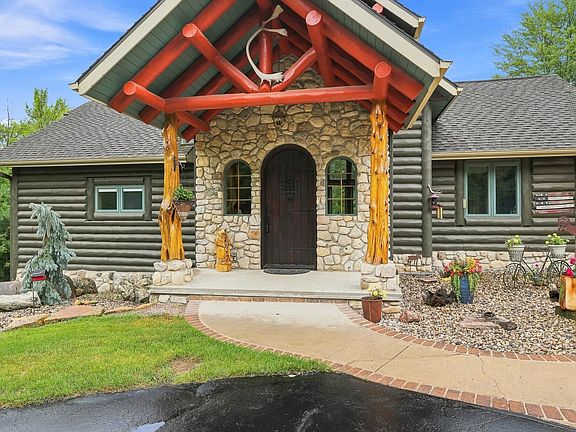2nd image of 7473 Oesterle Ln