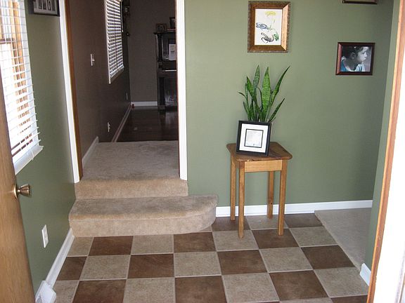 Entry way