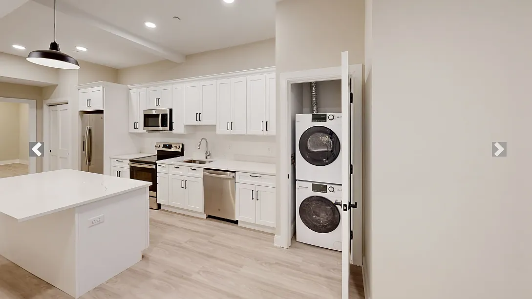 4 bed, 1200 sqft, $7,995 — Photo 3