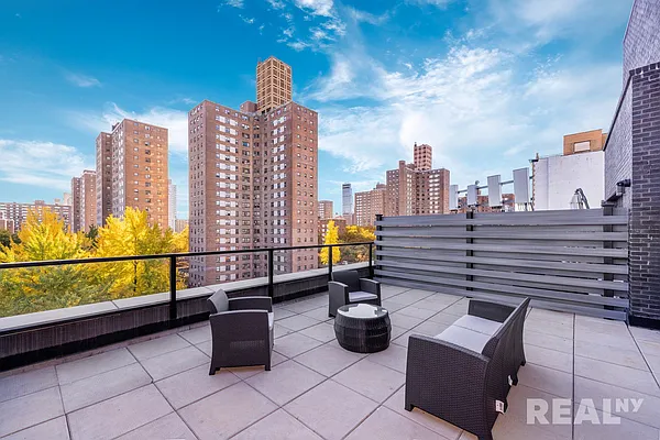 Rented by REAL New York | media 7