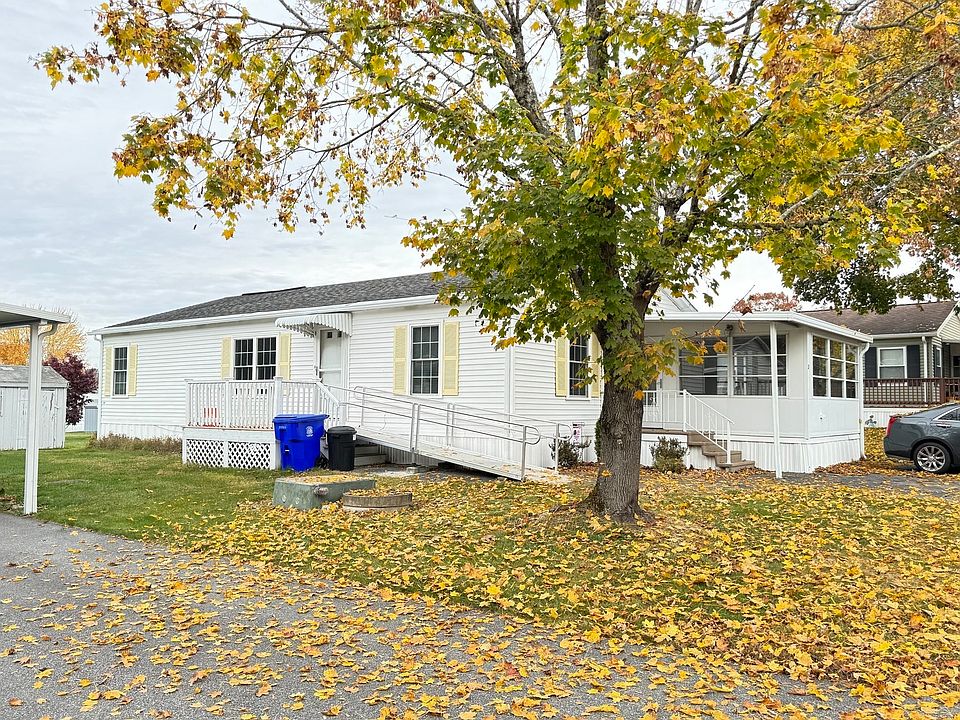 1st image of 13 Meeting House Rd