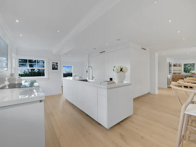 7103 S Flagler Dr — Photo 13