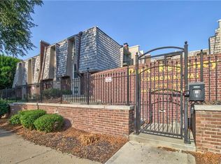 3606 Gillham Rd APT 22, Kansas City, MO 64111