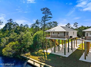 10064 E Bayou View Dr, Bay Saint Louis, MS 39520